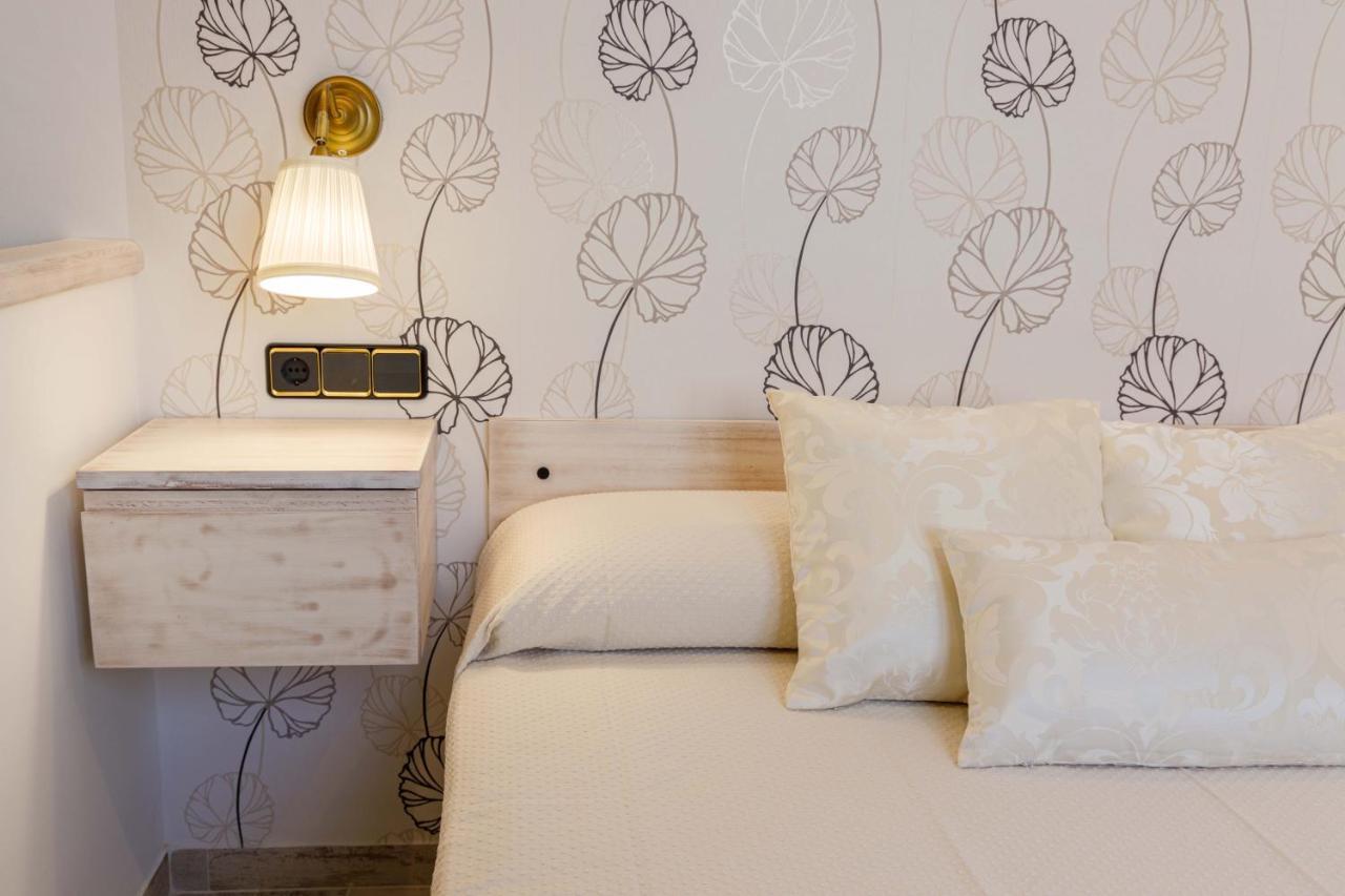 Hostal Peniscola Bagian luar foto